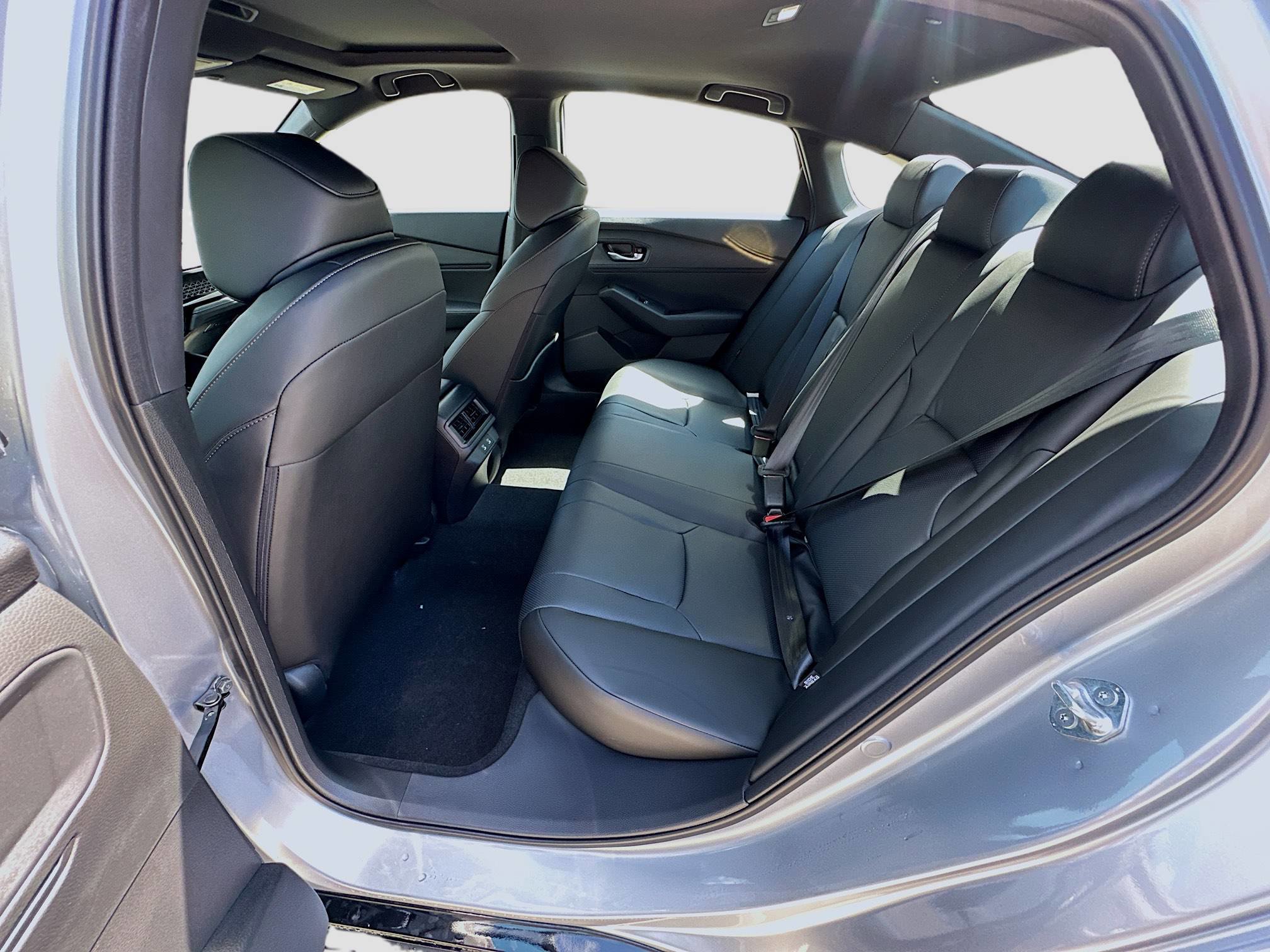 2025 Honda Accord Hybrid Sport-L photo 17