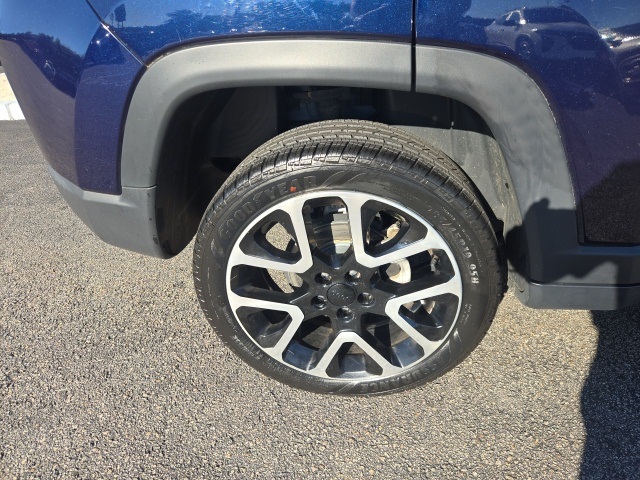 2018 Jeep Compass Limited photo 8