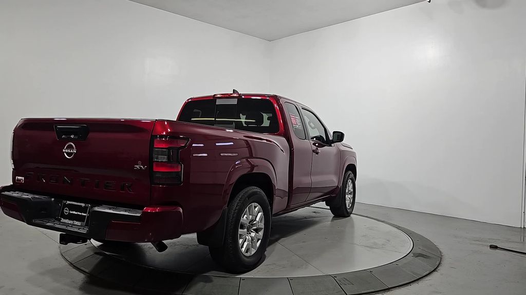 2024 Nissan Frontier SV photo 5