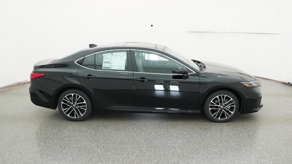 2025 Toyota Camry XLE photo 23