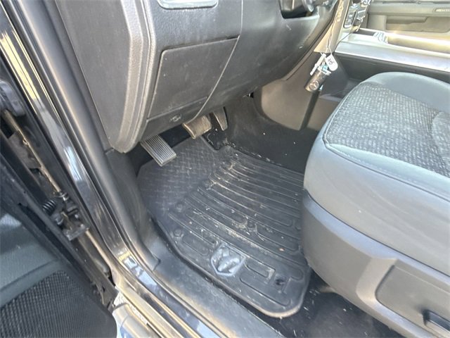 2018 Ram 1500 SLT photo 23