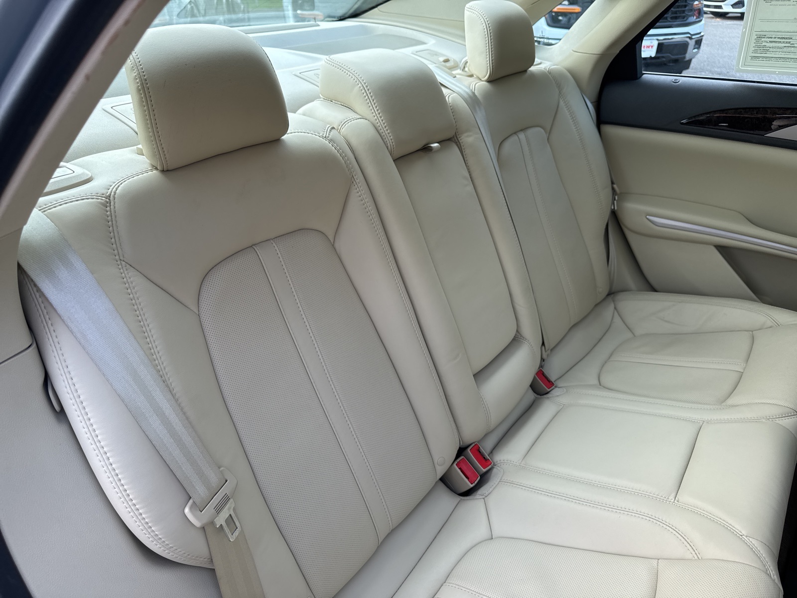 2013 Lincoln MKZ Hybrid photo 14
