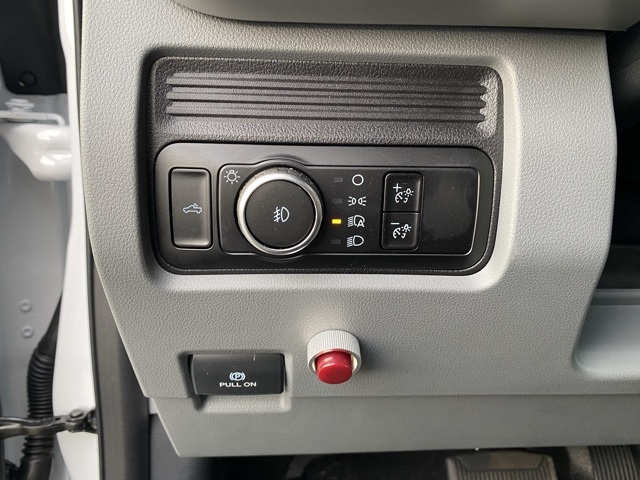 2025 Ford F-550 photo 11