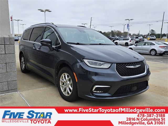 2021 Chrysler Pacifica Touring L's photo