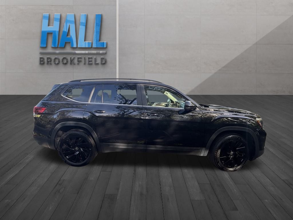 2024 Volkswagen Atlas SE Technology photo 6