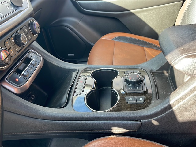 2020 Gmc Acadia AT4 photo 23