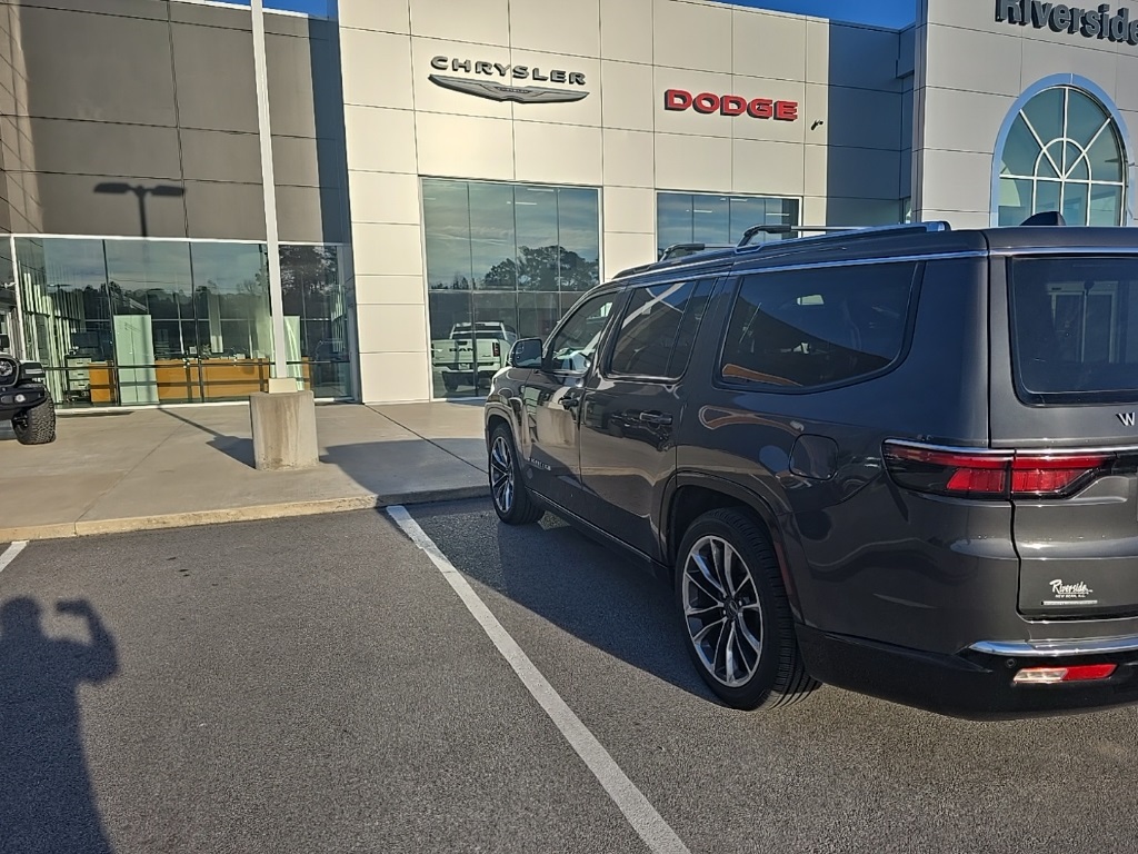 2022 Jeep Wagoneer Series III photo 4