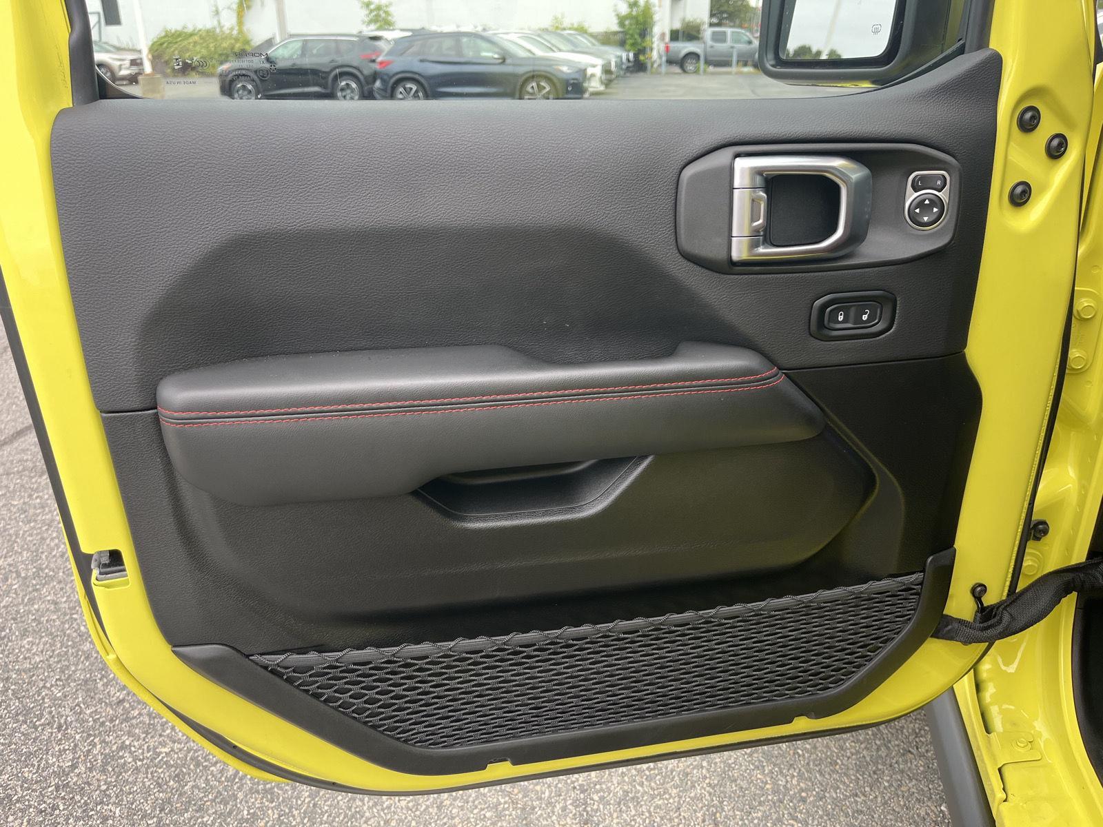 2024 Jeep Wrangler Rubicon 392 photo 10