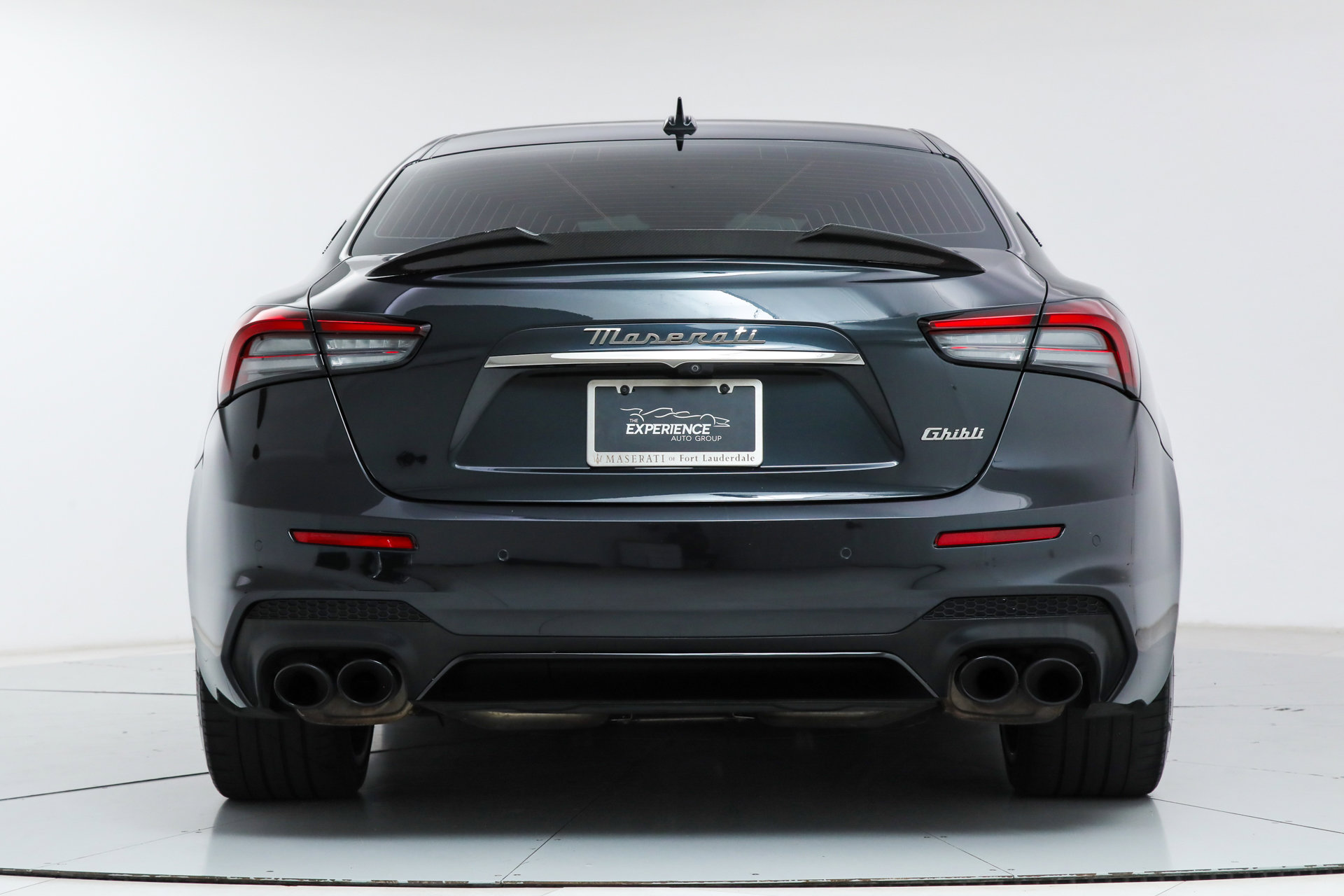 2023 Maserati Ghibli Modena Q4 photo 3