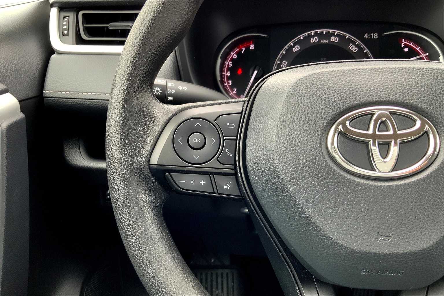 2025 Toyota RAV4 LE photo 20