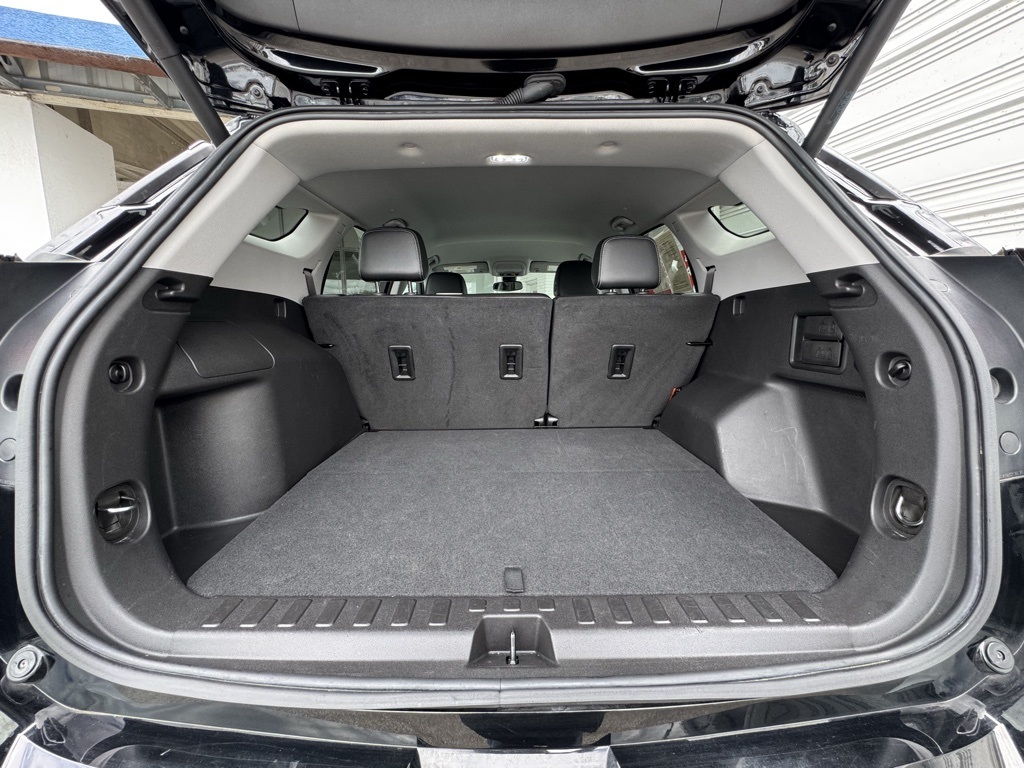 2024 Gmc Terrain SLT photo 32
