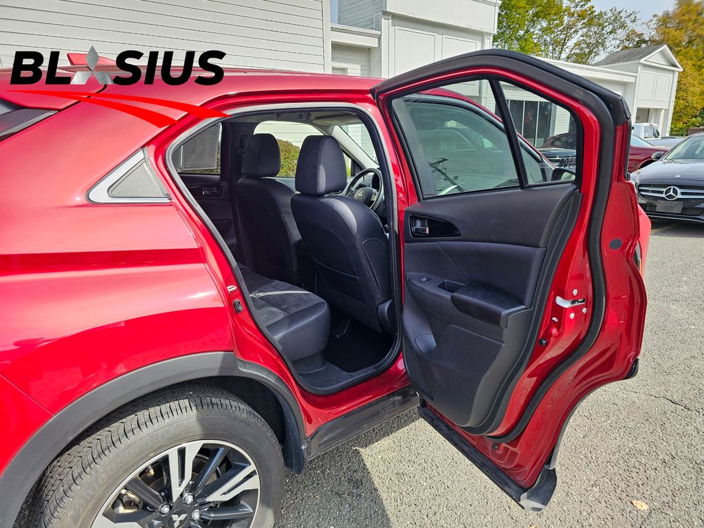 2024 Mitsubishi Eclipse Cross SE photo 13