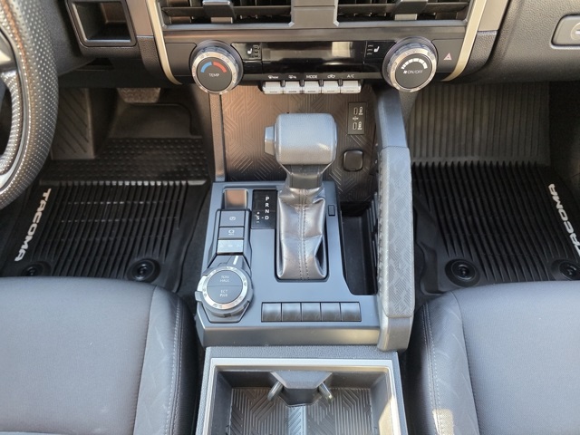 2024 Toyota Tacoma SR5 Double Cab photo 18