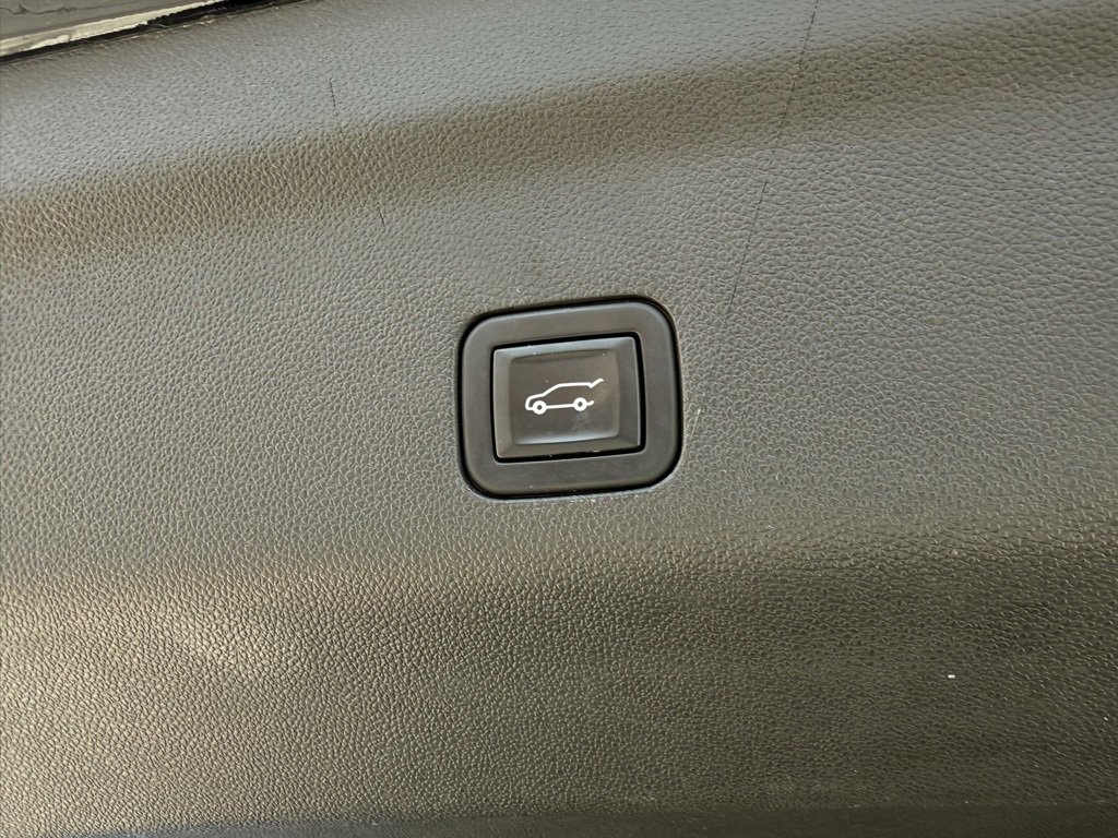 2023 Chevrolet Tahoe LT photo 7