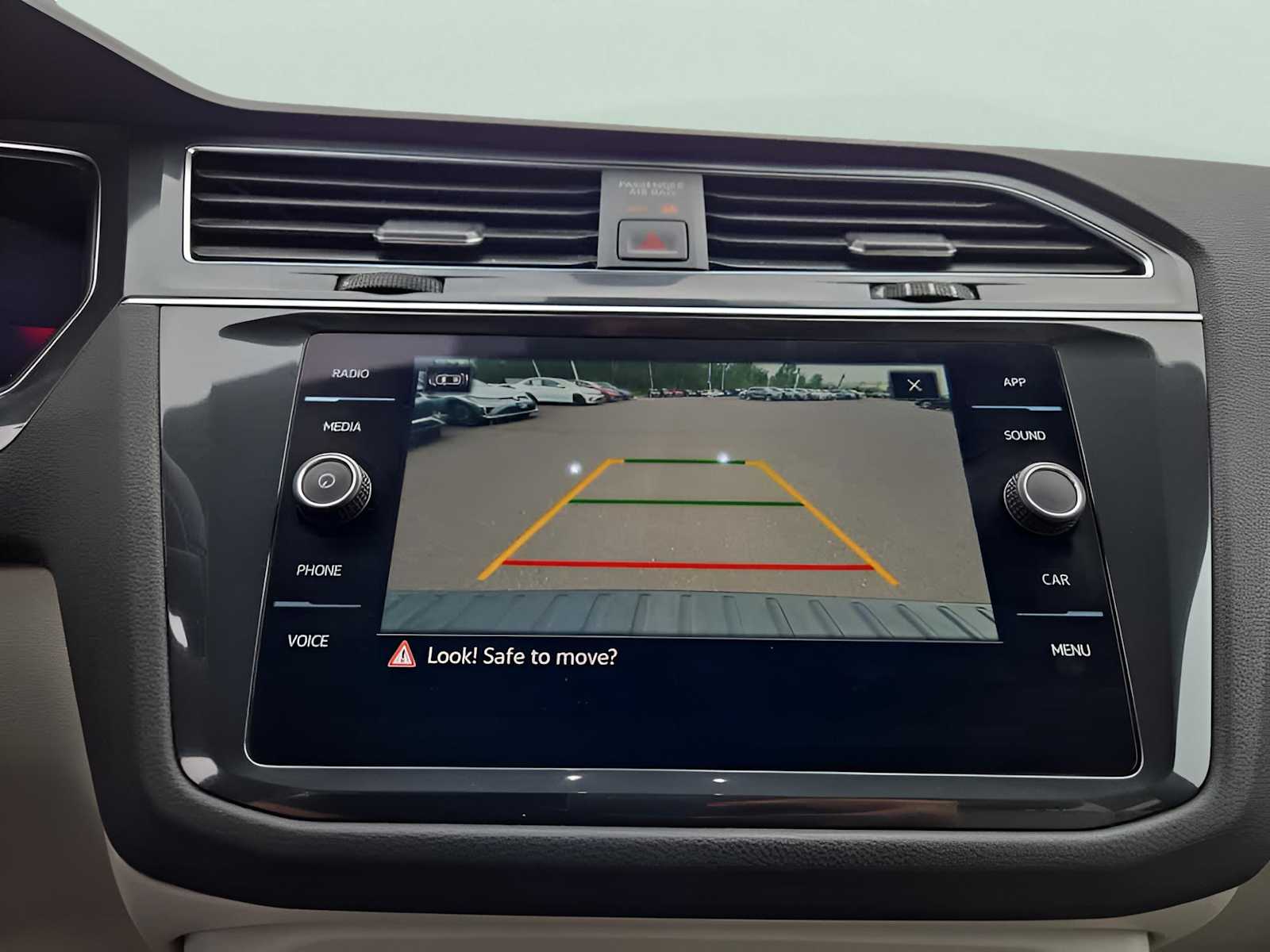 2023 Volkswagen Tiguan SE R-Line Black photo 21