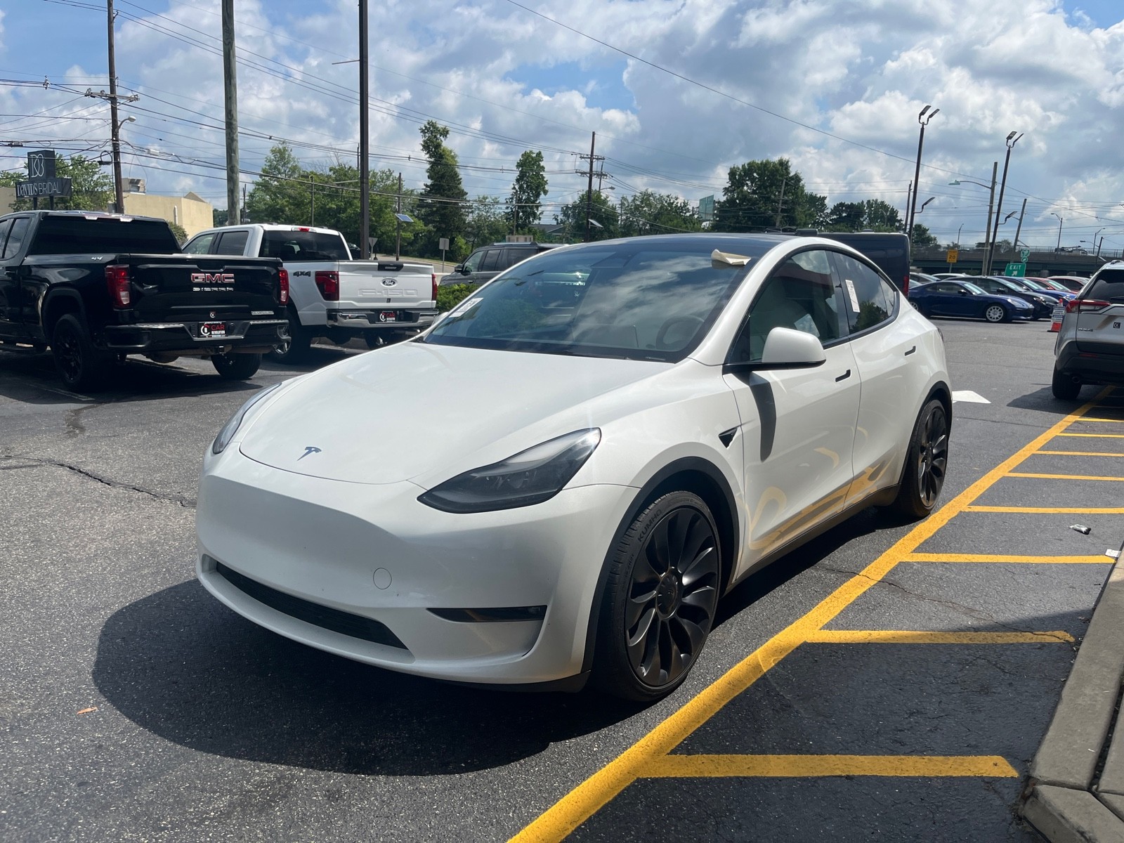 2023 Tesla Model Y Performance photo 2
