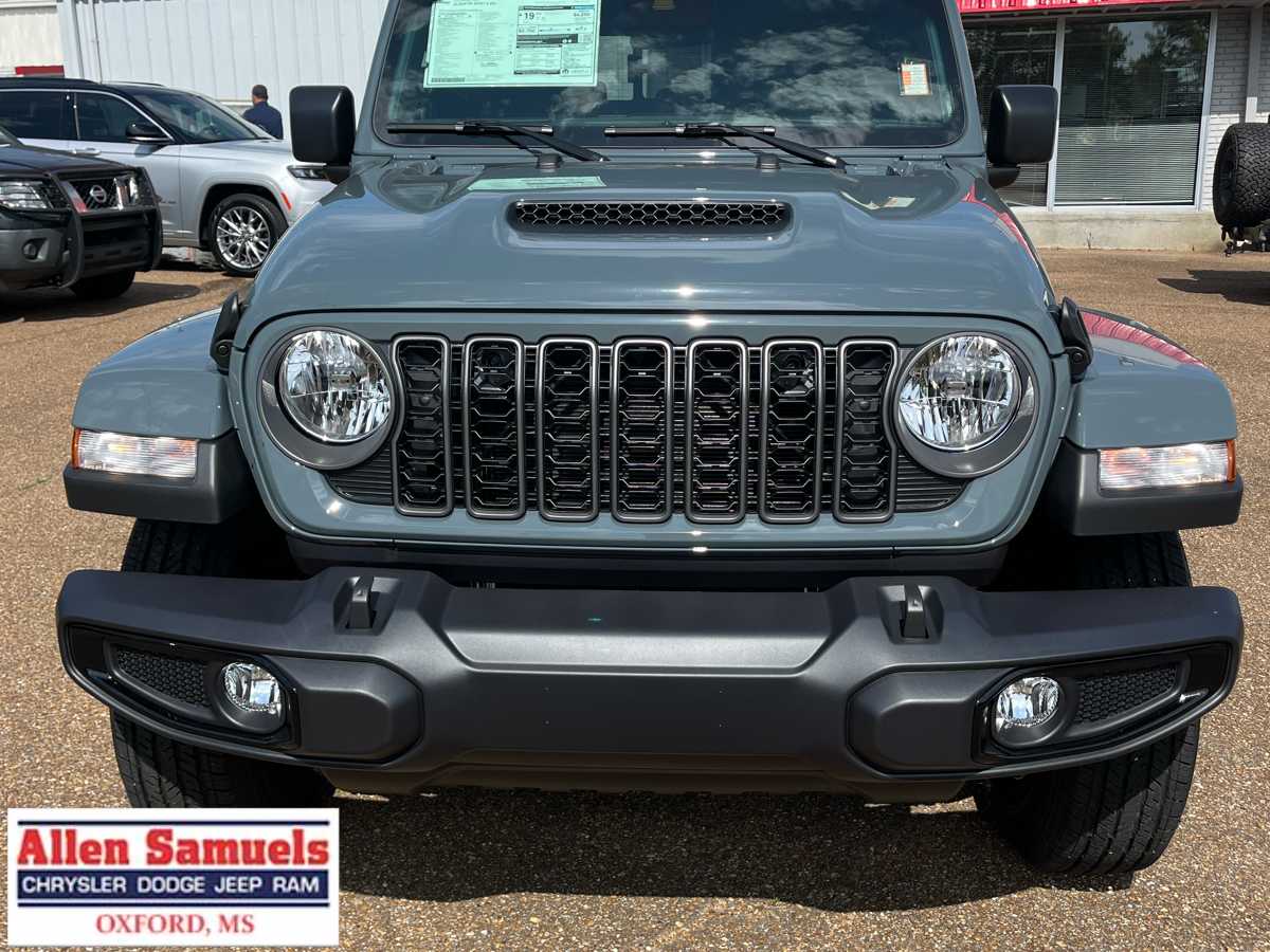 2025 Jeep Gladiator Sport S photo 9