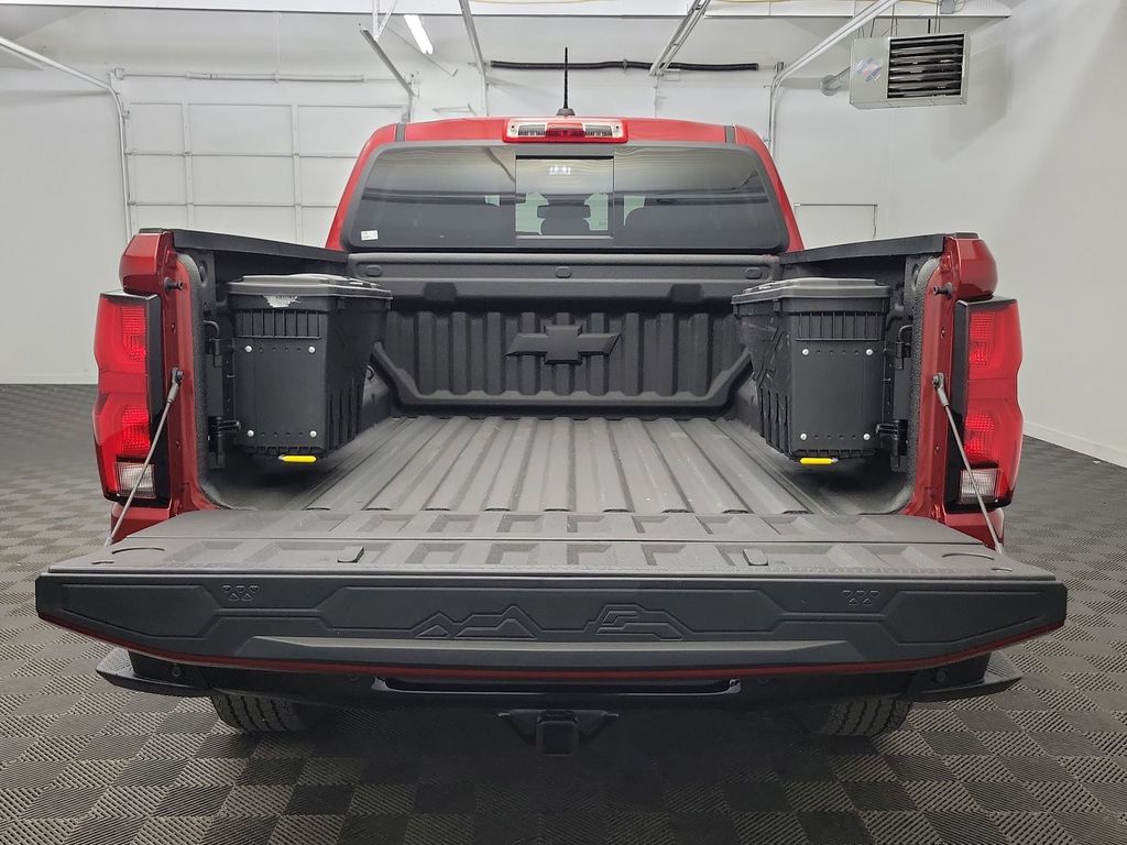 2025 Chevrolet Colorado Z71 photo 17