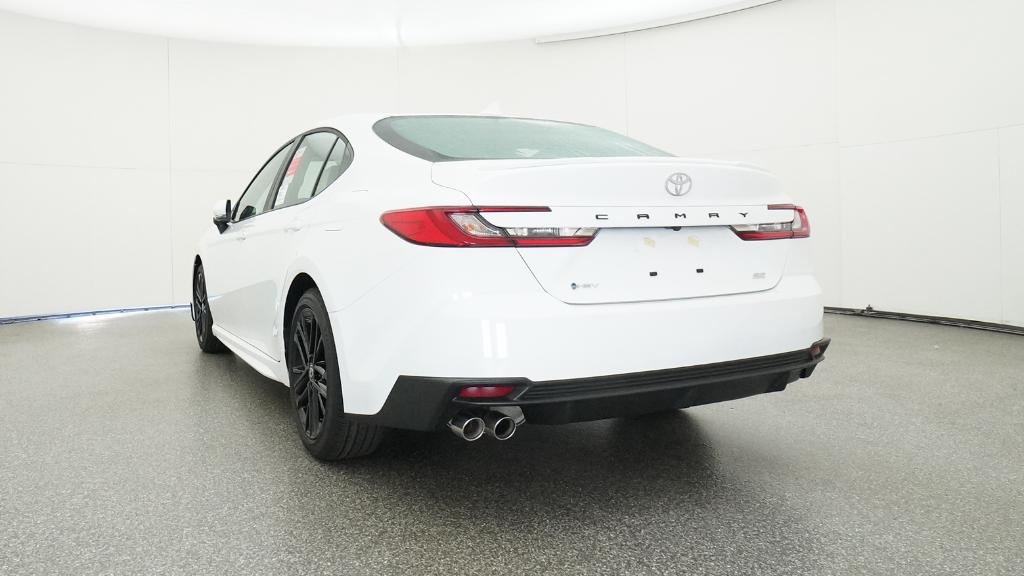 2025 Toyota Camry SE photo 15