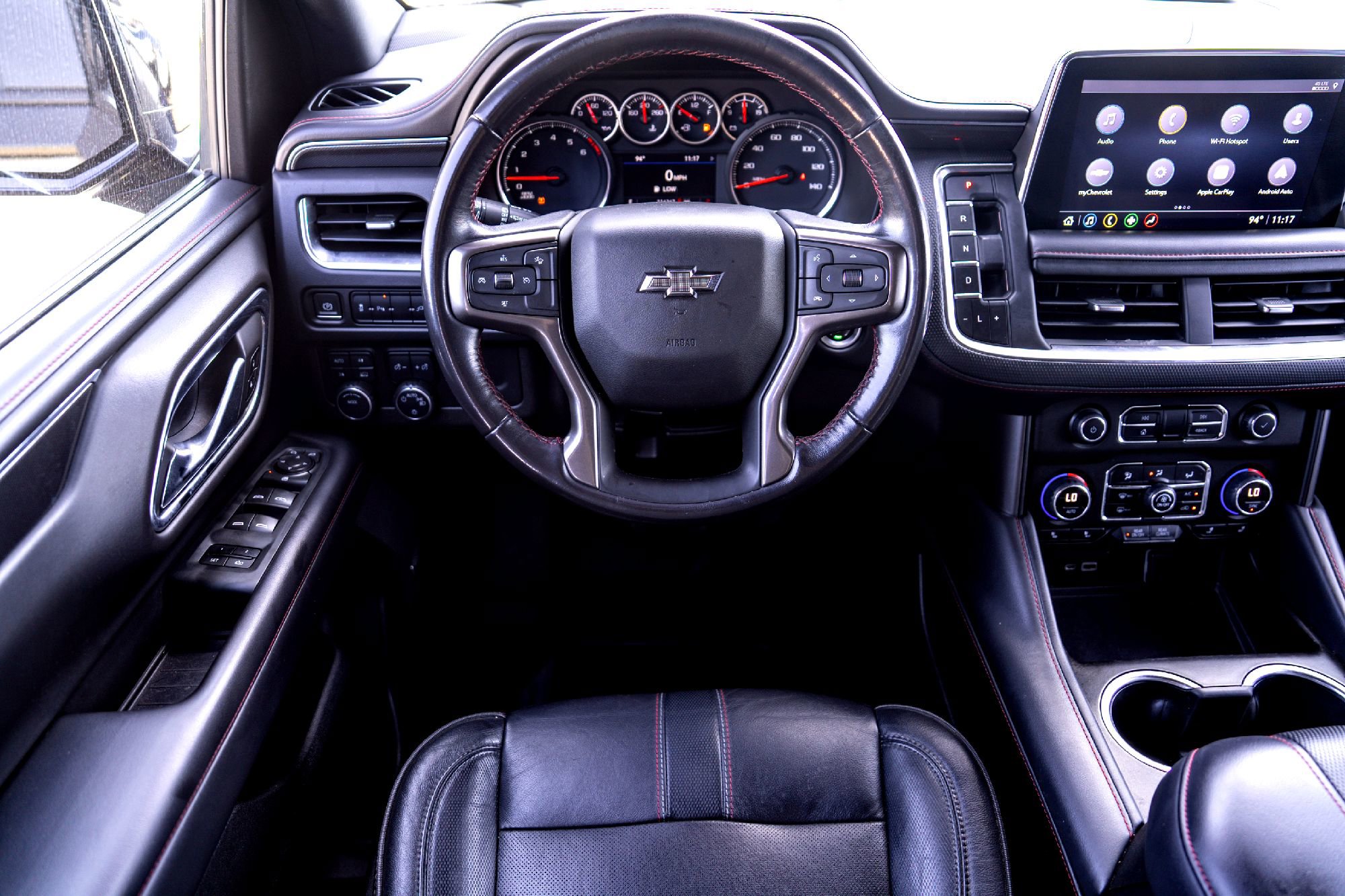 2021 Chevrolet Suburban RST photo 23