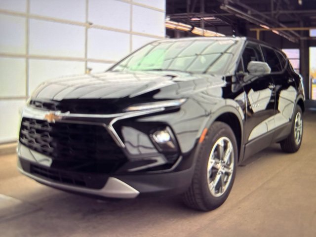 2023 Chevrolet Blazer 2LT photo 2