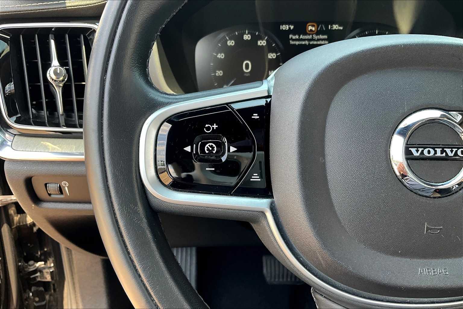 2019 Volvo S60 Inscription photo 21