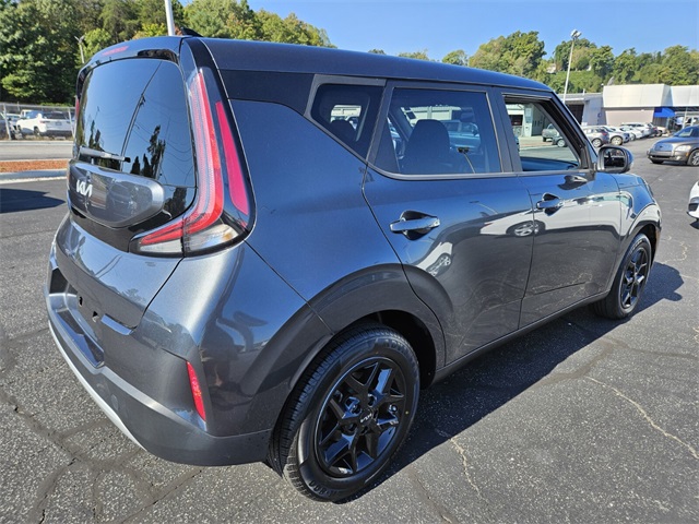 2023 Kia Soul LX photo 6