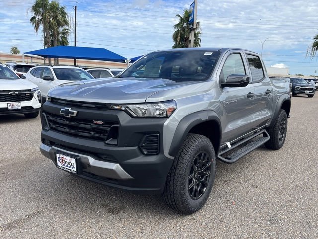 2025 Chevrolet Colorado Trail Boss photo 3