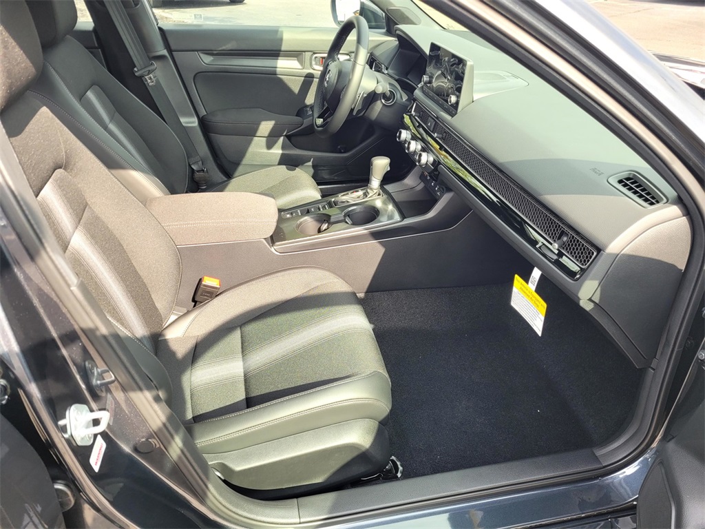2026 Honda Civic Sport photo 17
