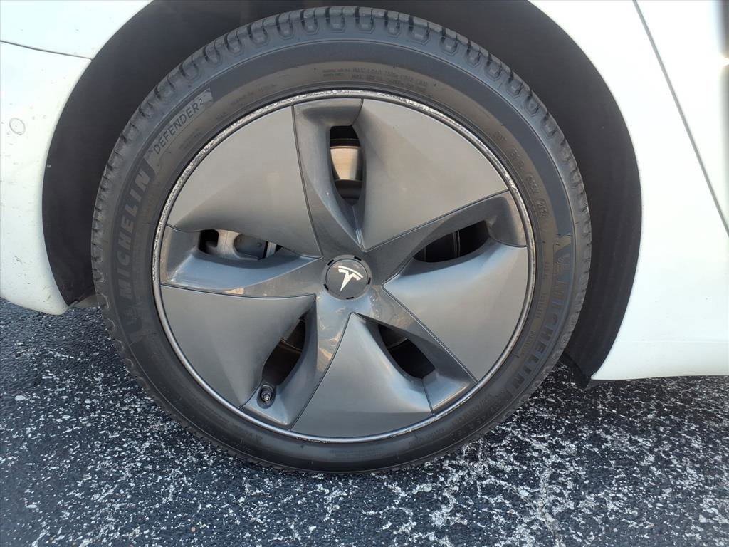 2019 Tesla Model 3 Long Range photo 5