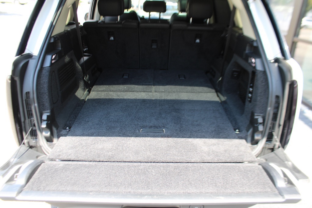 2023 Land Rover Range Rover SE photo 33