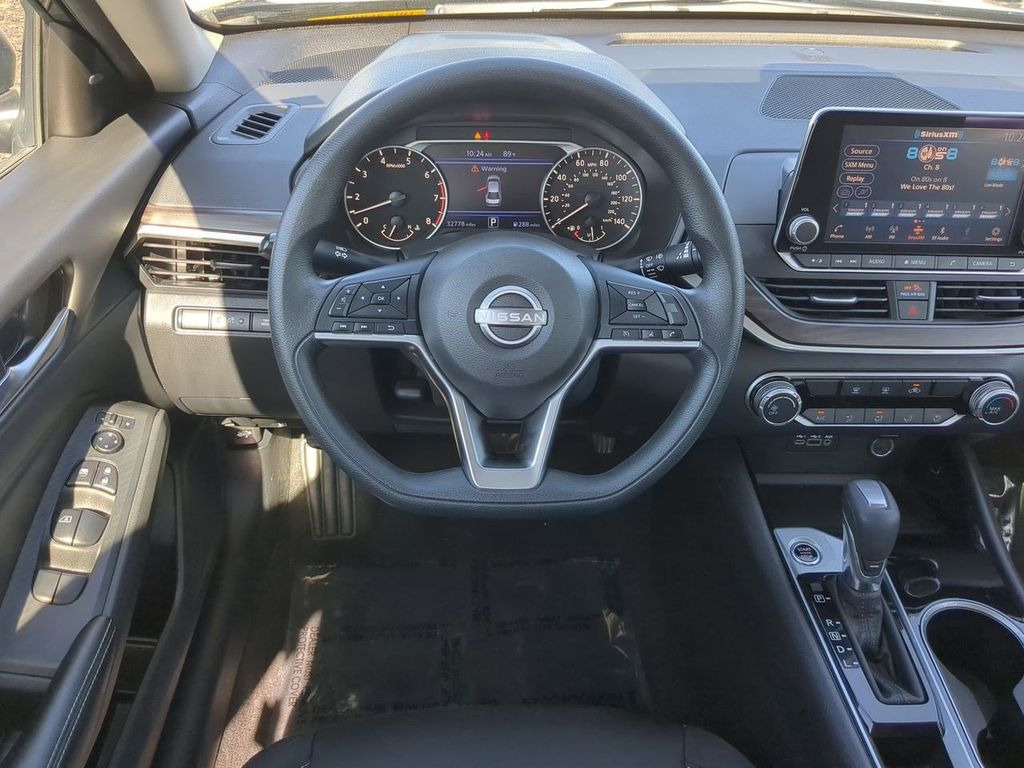 2024 Nissan Altima 2.5 SV photo 14