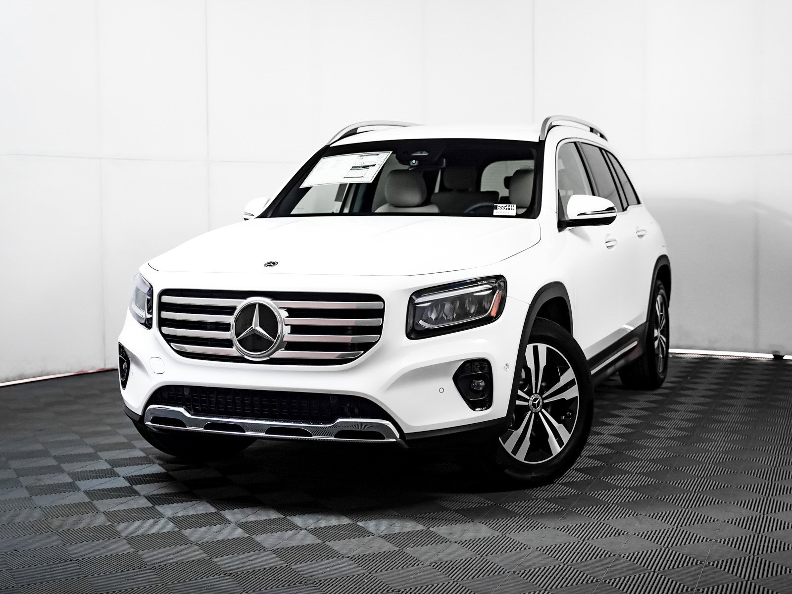 2026 Mercedes-Benz GLB