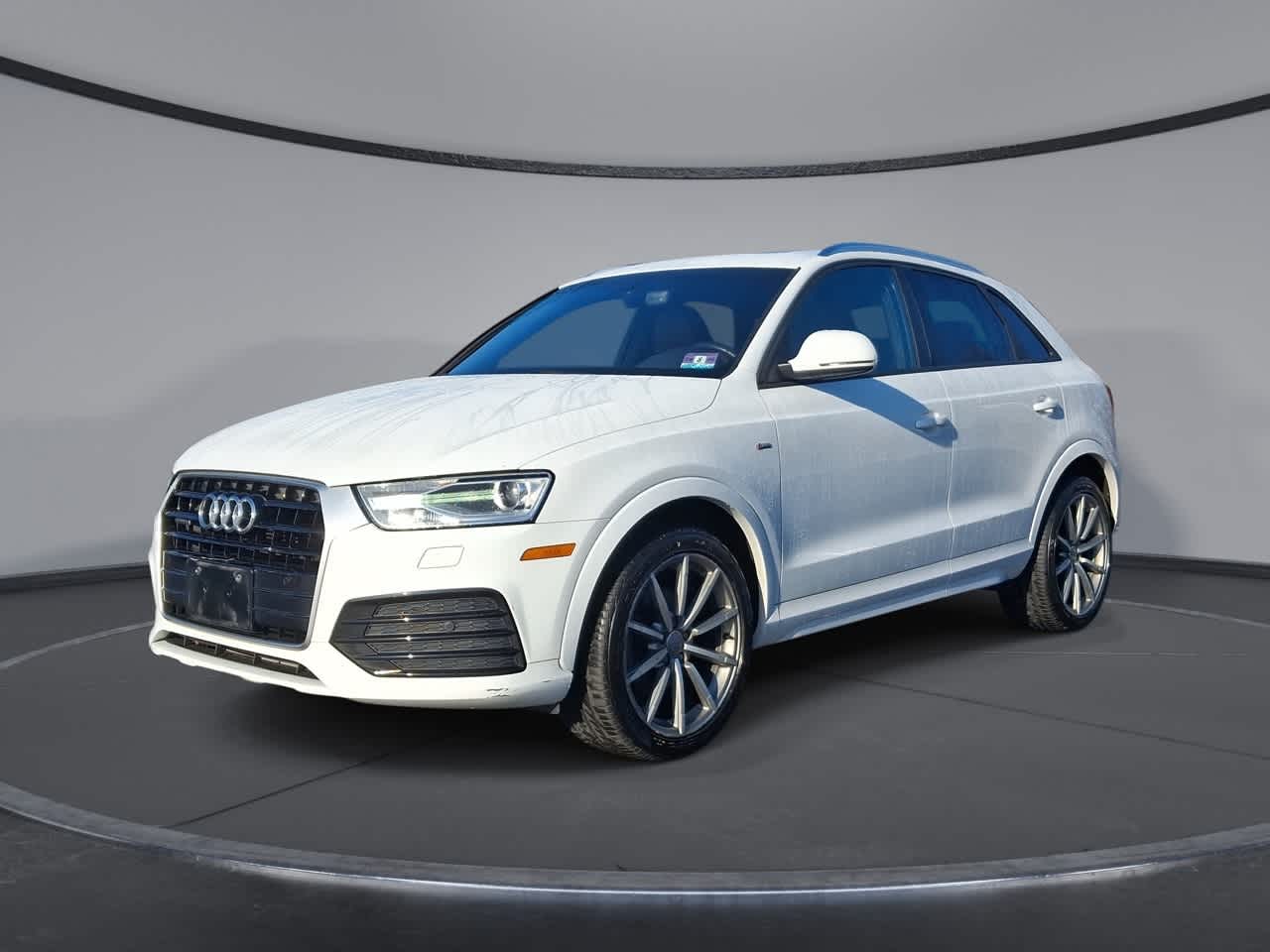 2018 Audi Q3 Premium's photo