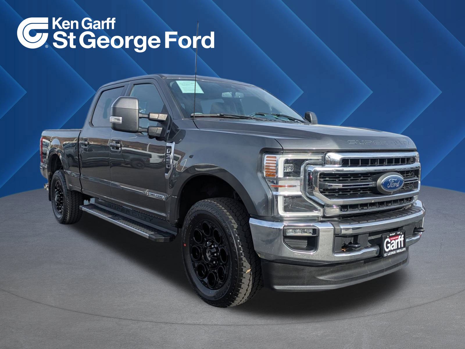 2020 Ford F-350 Super Duty Lariat's photo