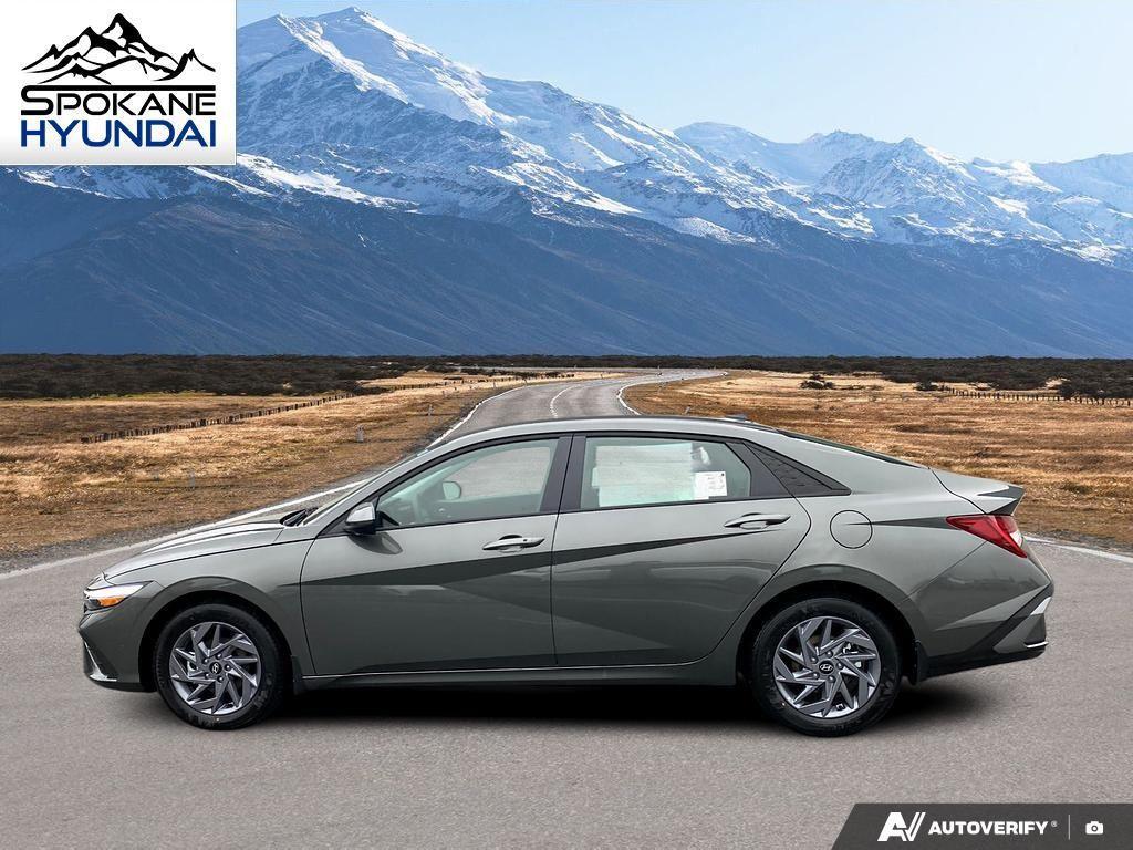 2026 Hyundai Elantra Hybrid Blue photo 2