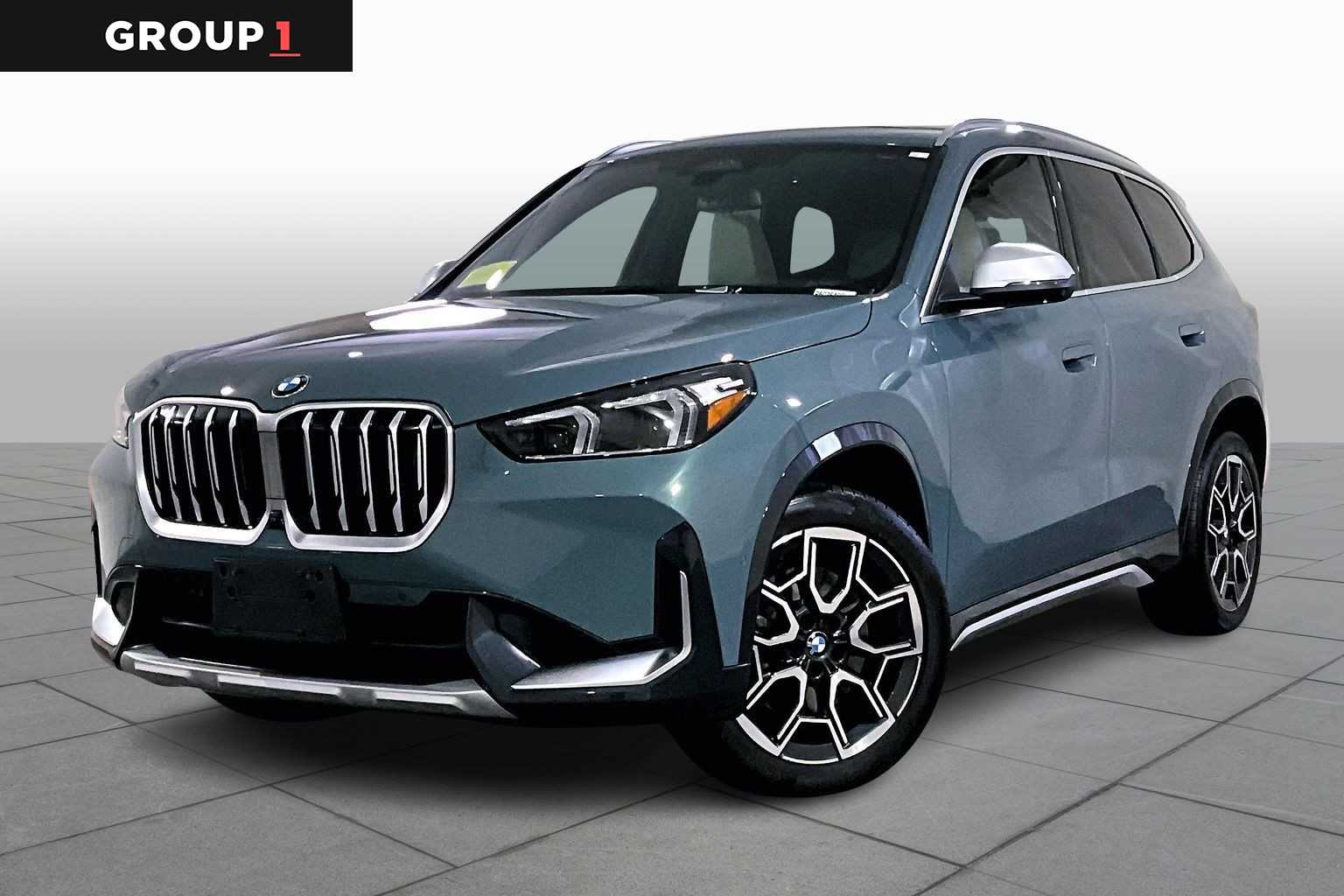 2024 BMW X1 28i's photo