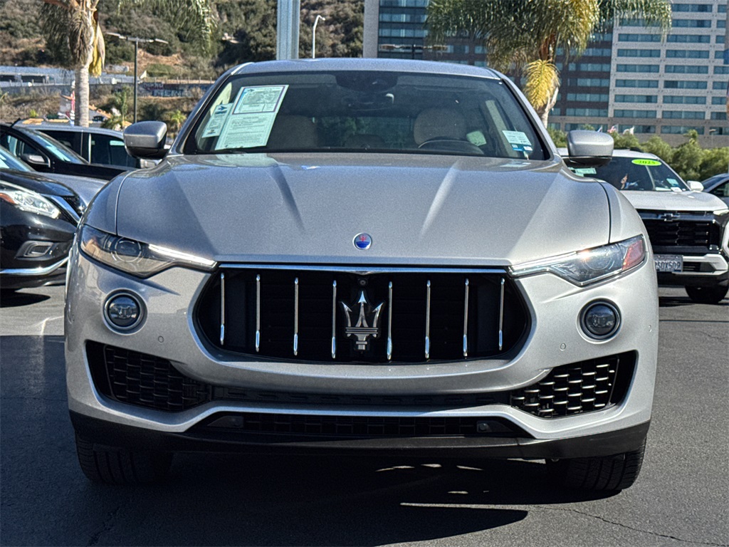2018 Maserati Levante Base photo 4