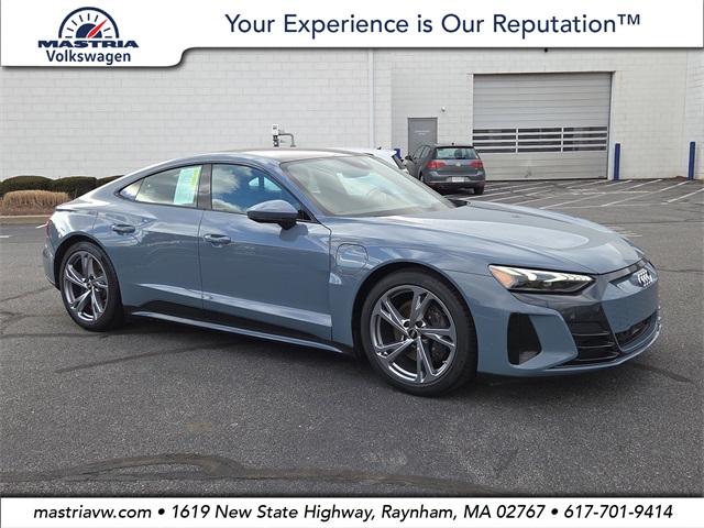 2023 Audi e-tron GT Premium Plus's photo