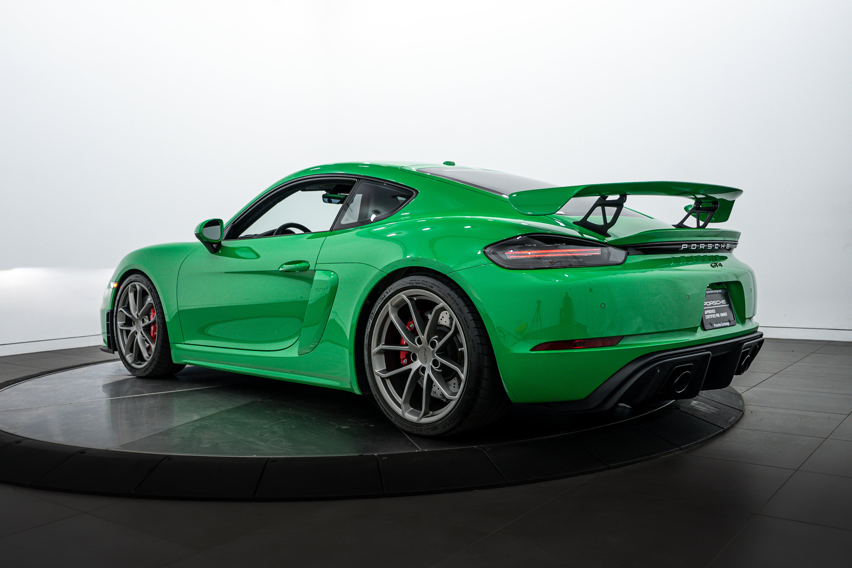 2023 Porsche Cayman GT4 photo 3