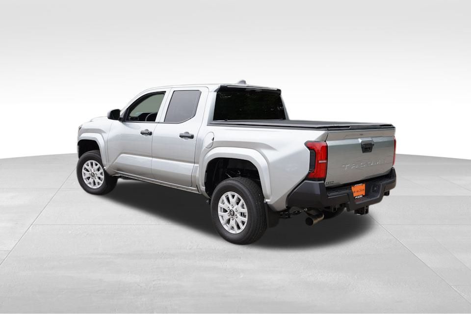 2024 Toyota Tacoma SR photo 7