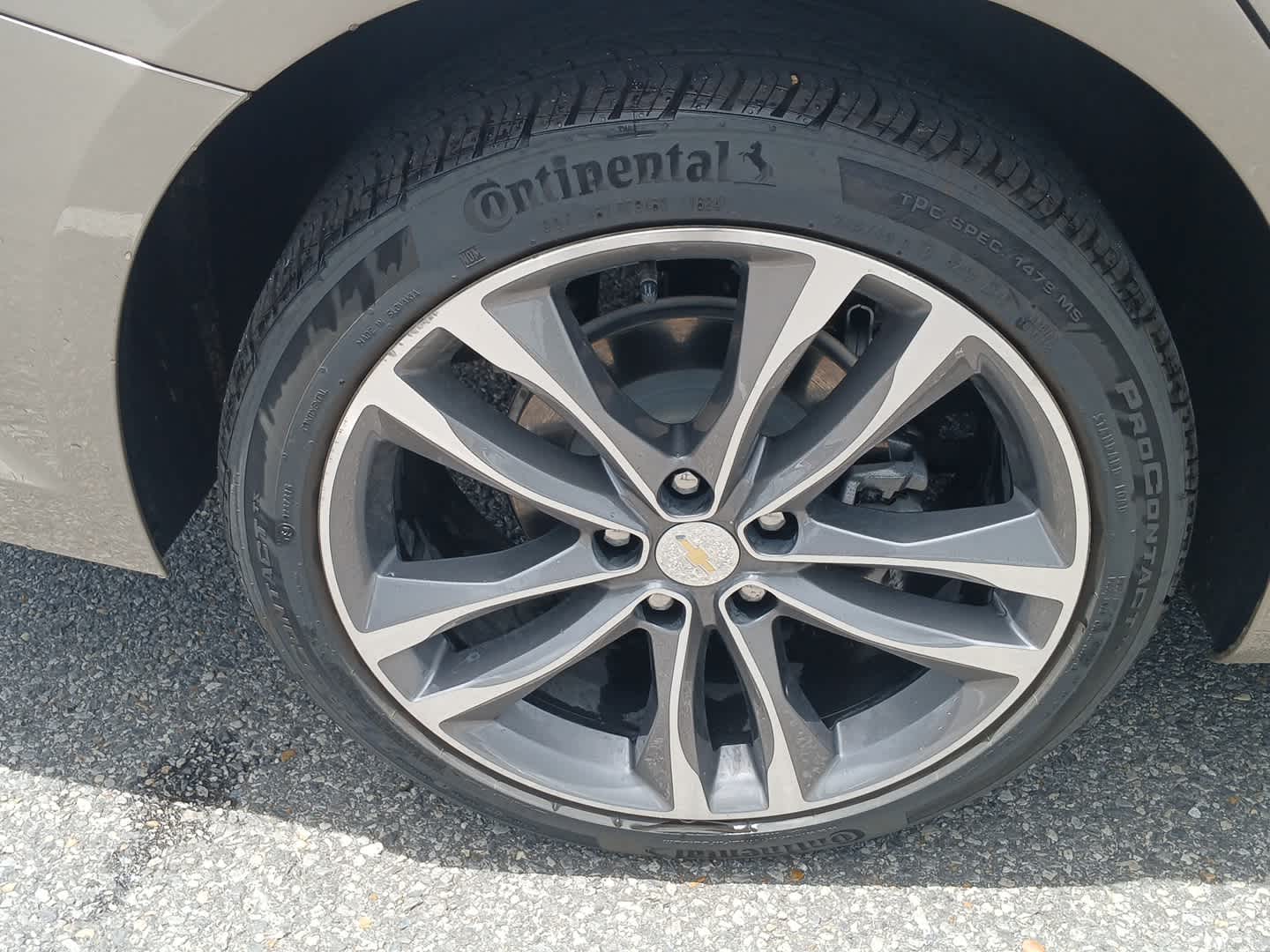 2024 Chevrolet Malibu Premier 2LT photo 3