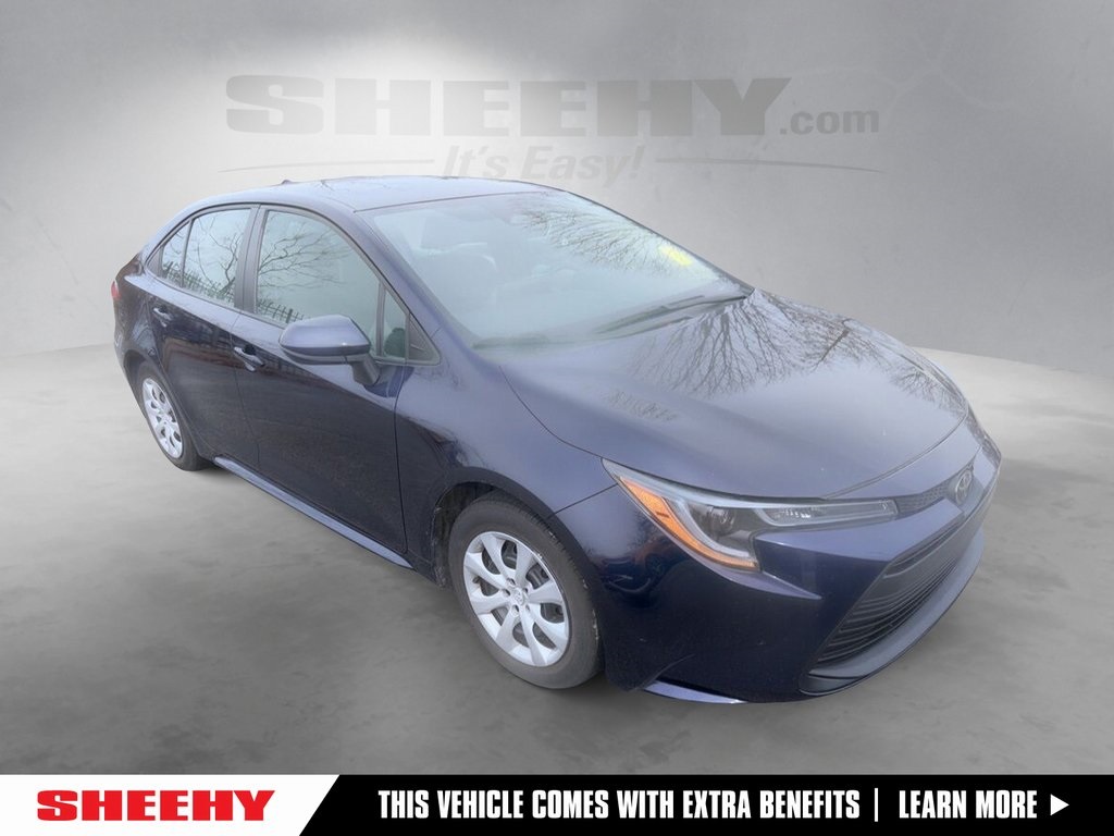 2024 Toyota Corolla LE's photo