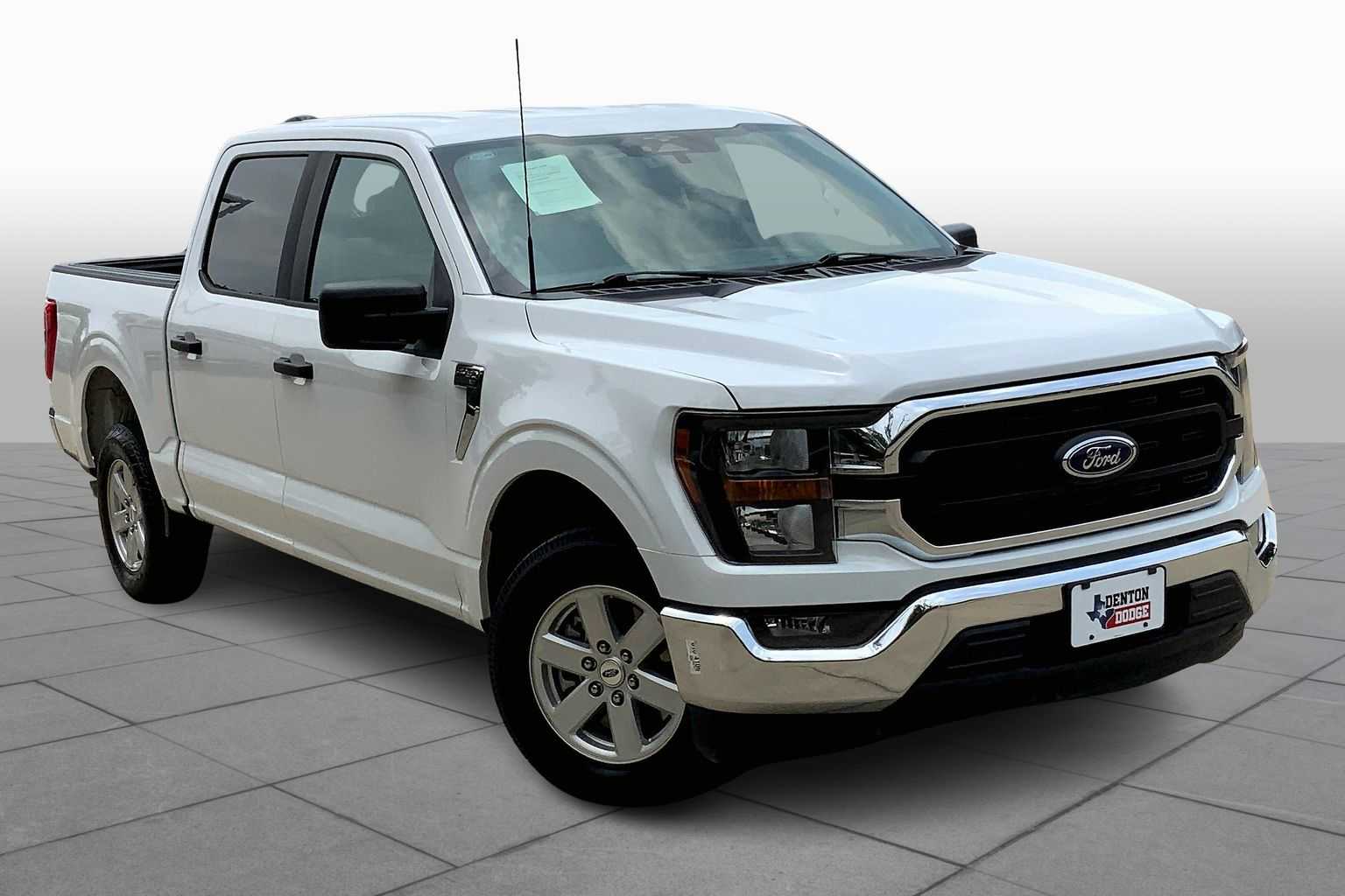 2023 Ford F-150 XLT photo 2