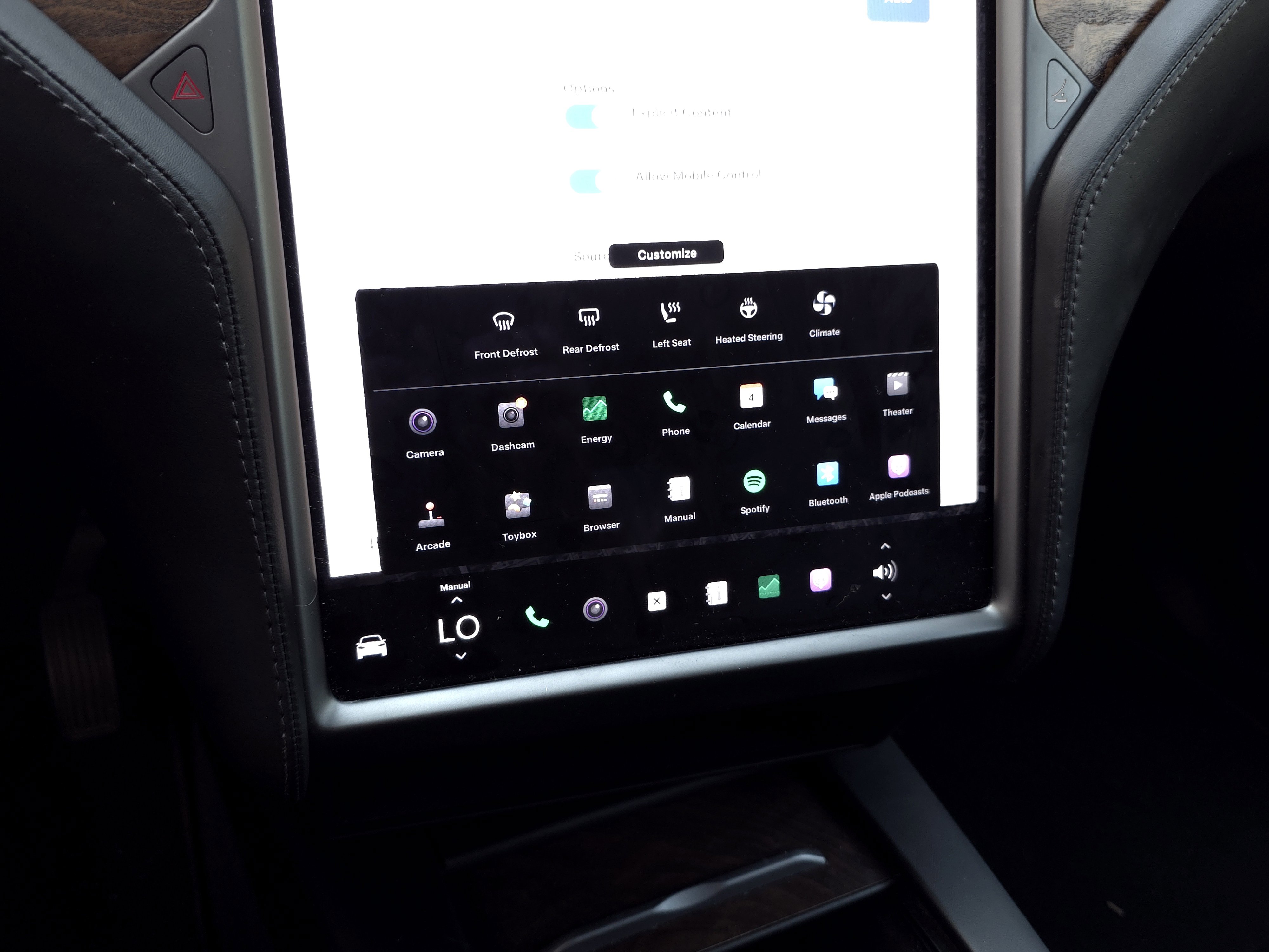 2020 Tesla Model X Long Range photo 10