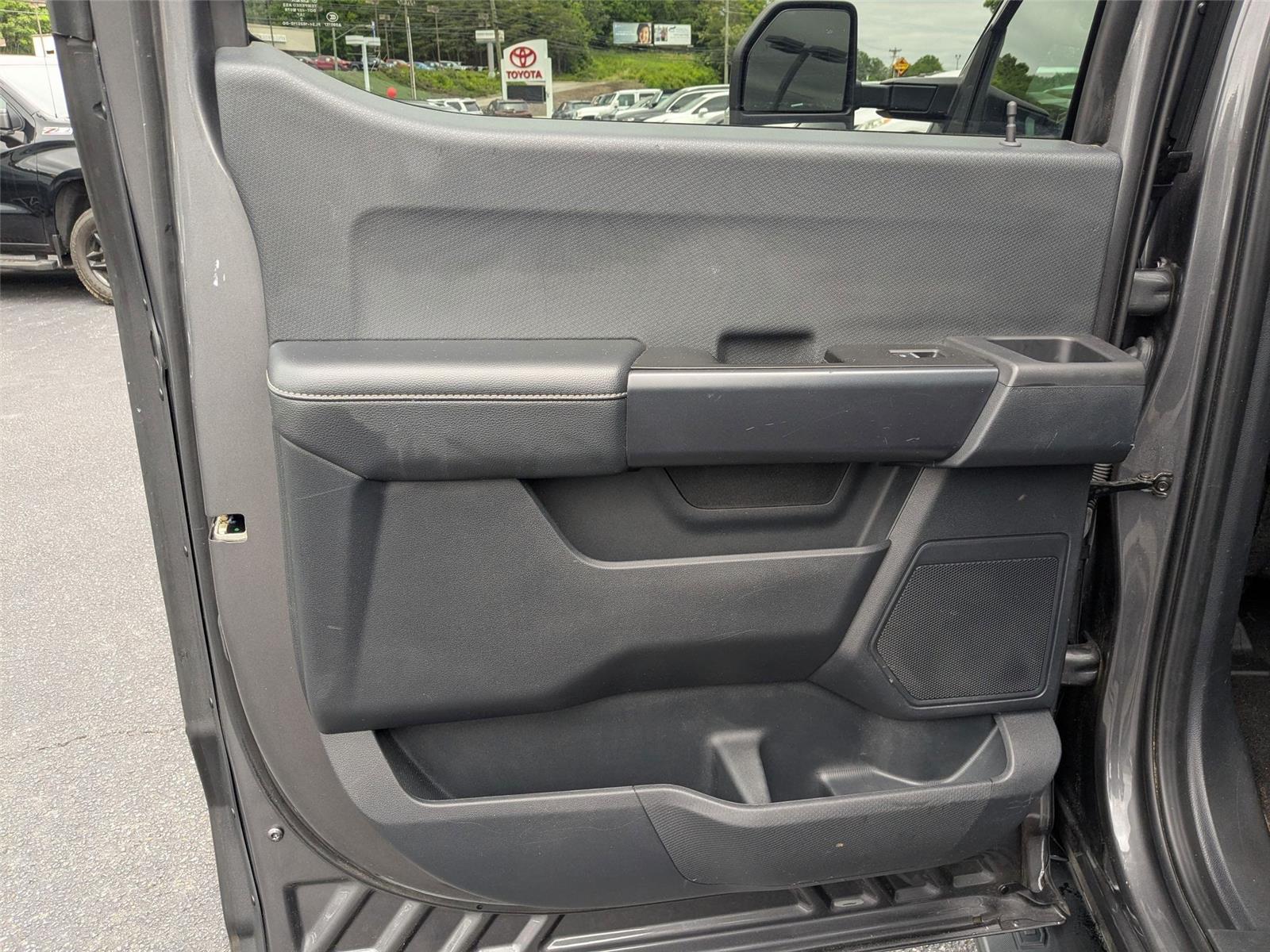 2022 Ford F-150 XL photo 25