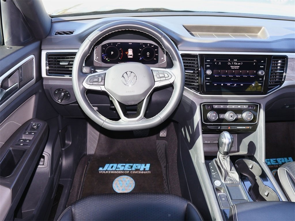 2022 Volkswagen Atlas Cross Sport V6 SE Technology photo 13