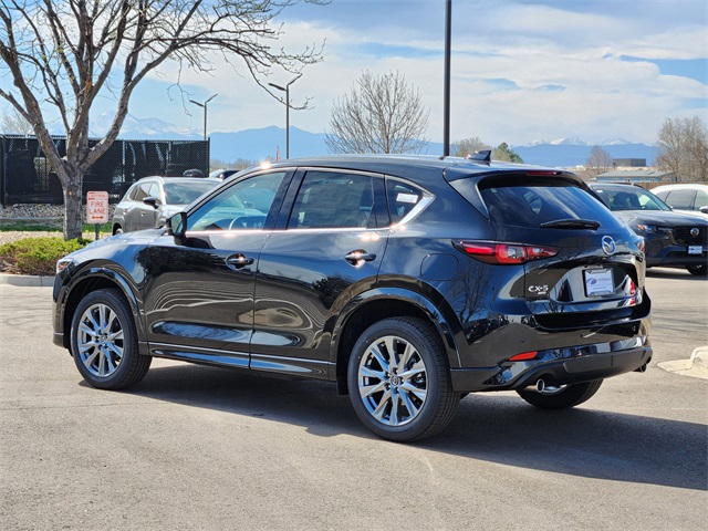 2025 Mazda CX-5 Premium Plus photo 3