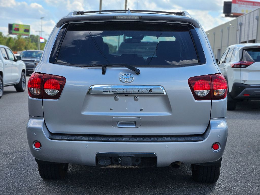 2019 Toyota Sequoia Platinum photo 4