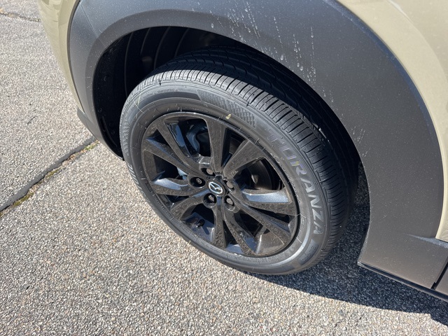 2025 Mazda CX-30 2.5 Turbo Carbon photo 6
